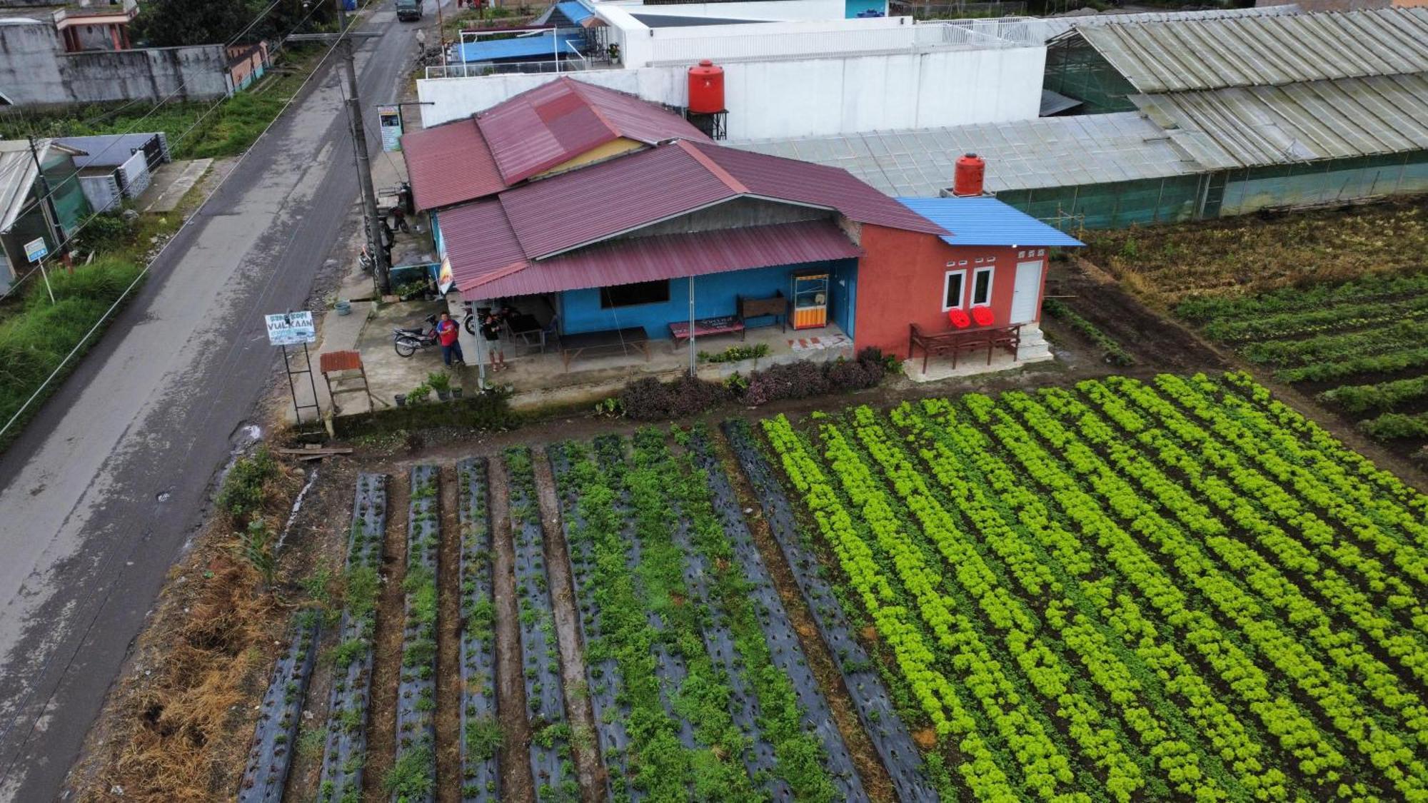 Vulkaan Homestay Berastagi Luaran gambar